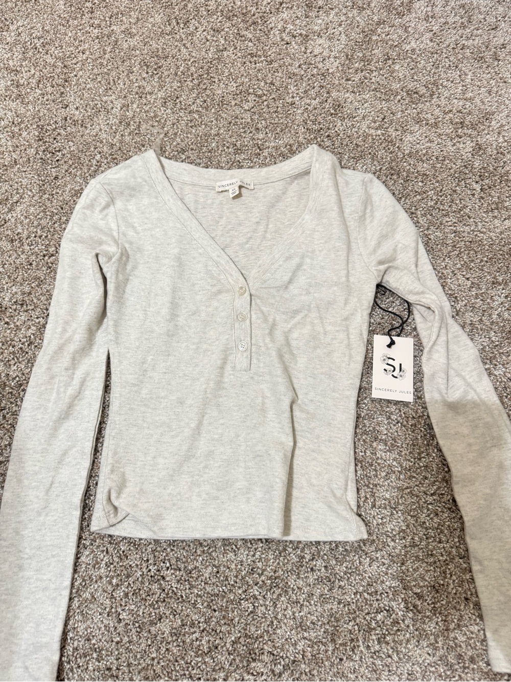 Sincerly Jules Light Gray V-Neck Henley Long Sleeve Top